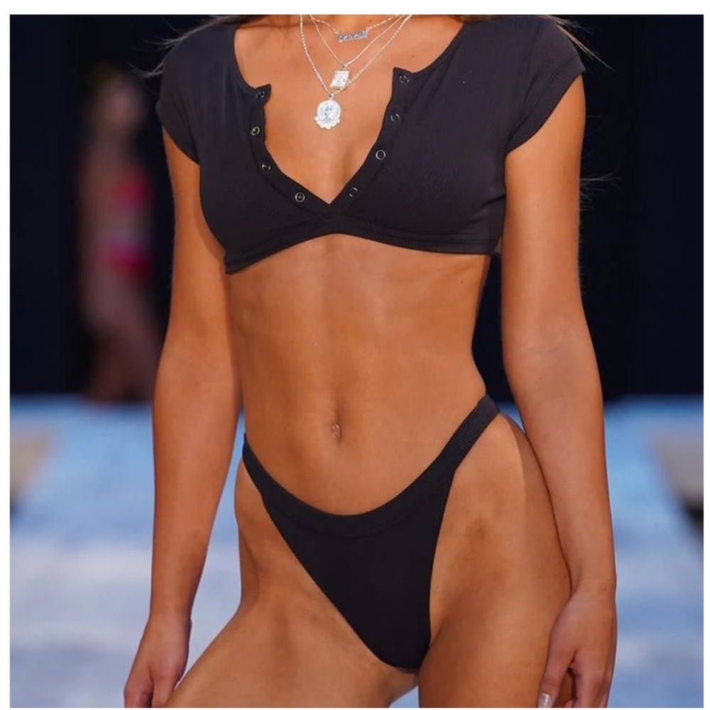 VDM THE LABEL INDIE SWIM TOP BLACK